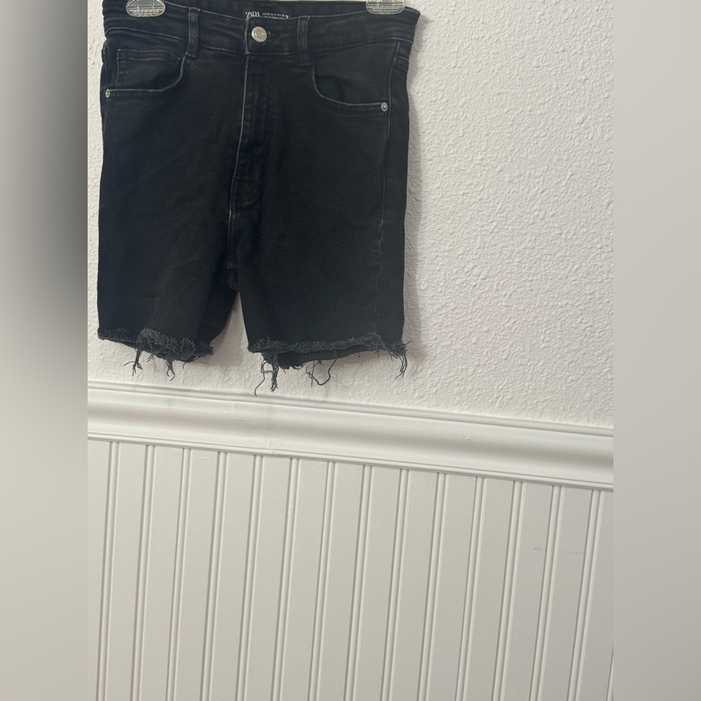 Zara Black Denim Shorts | Versatile | Summer | 90% Ecologically Grown Cotton